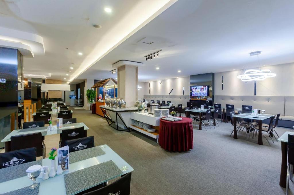 The Royal Idi Hotel Idirayeuk Zewnętrze zdjęcie