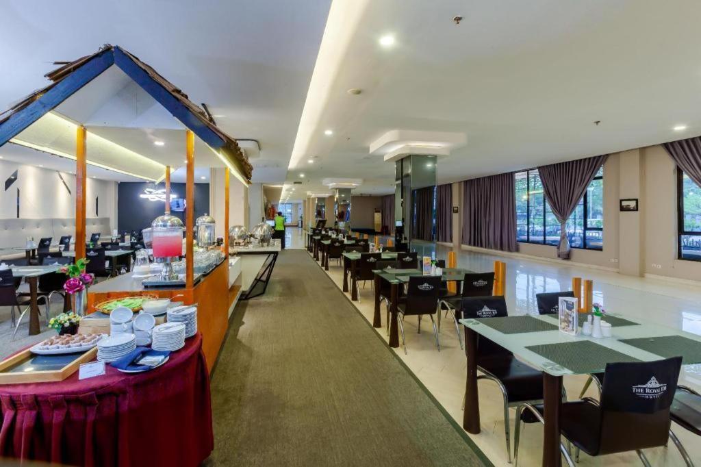 The Royal Idi Hotel Idirayeuk Zewnętrze zdjęcie