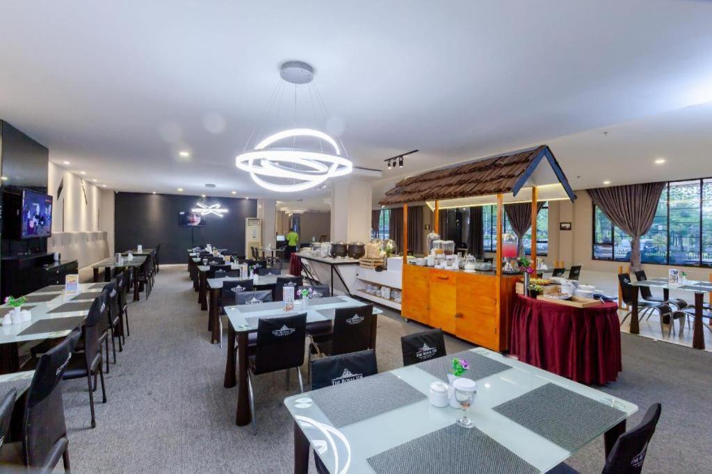 The Royal Idi Hotel Idirayeuk Zewnętrze zdjęcie