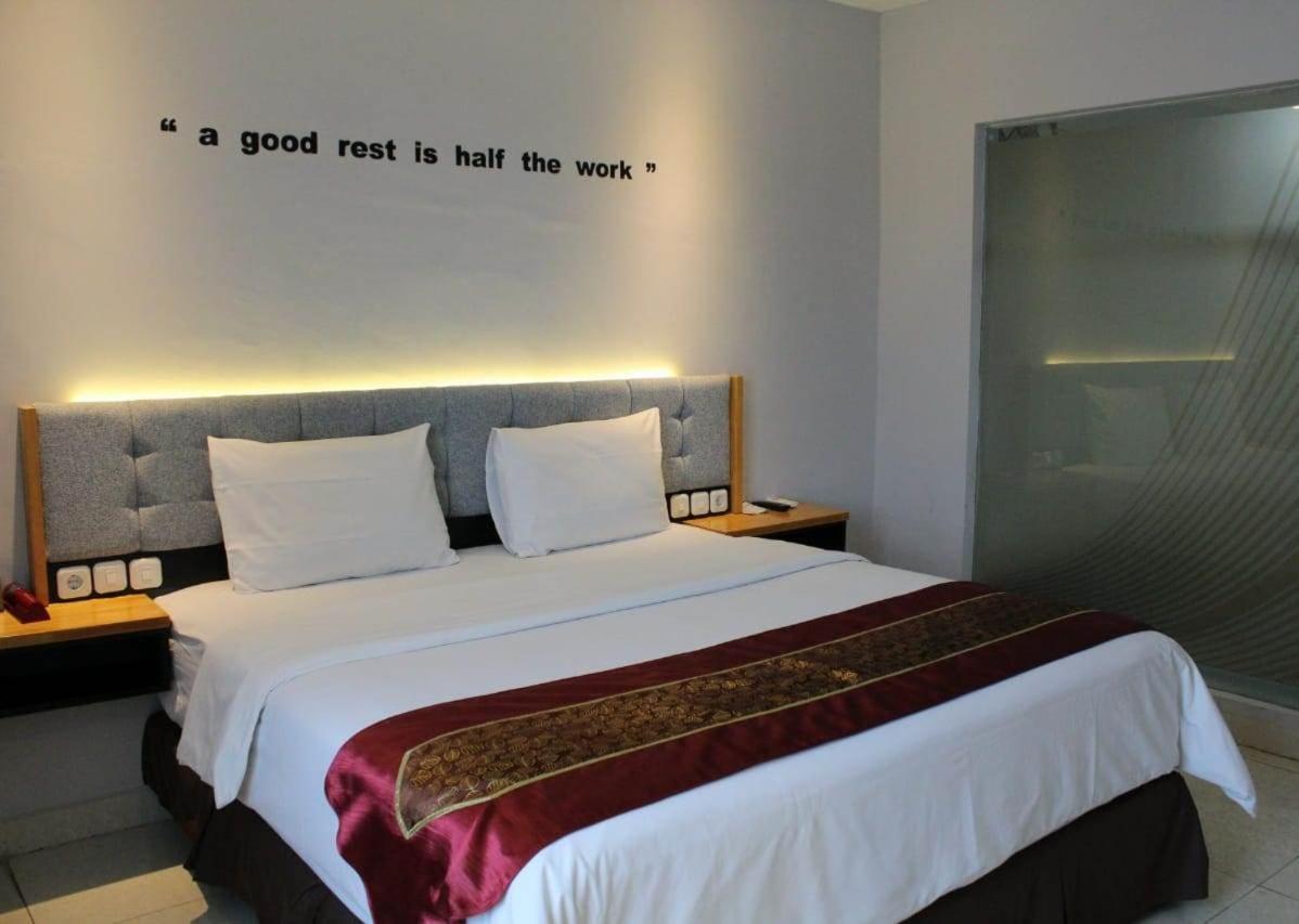 The Royal Idi Hotel Idirayeuk Zewnętrze zdjęcie
